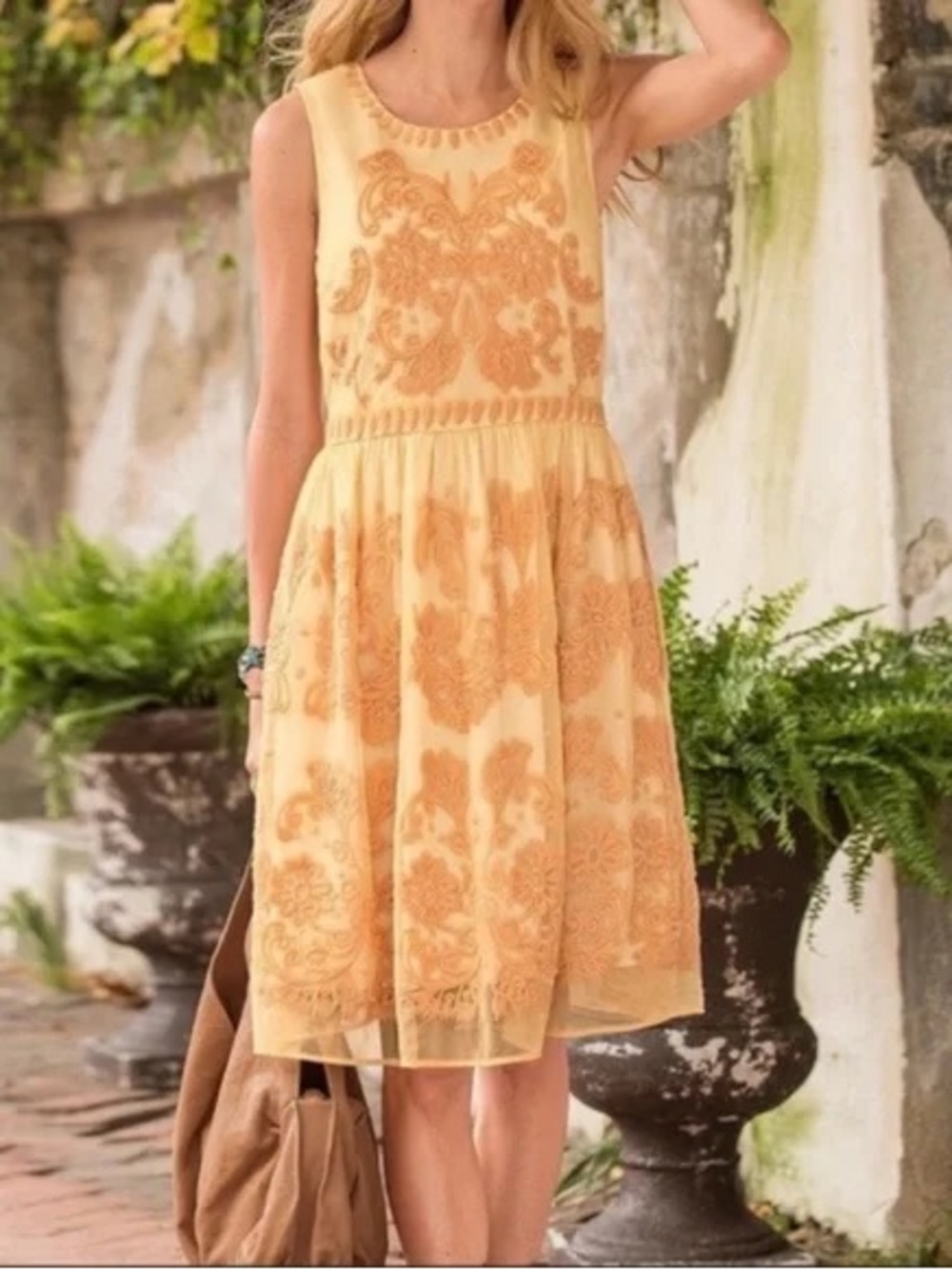 Sundance Yellow Embroidered Sleeveless dress size 10